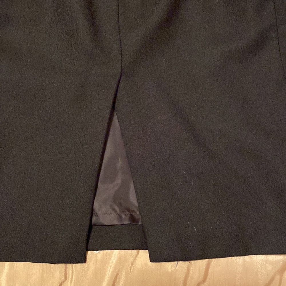 Dolce & Gabbana Women’s Suit. (EUC) - Picture 5 of 5